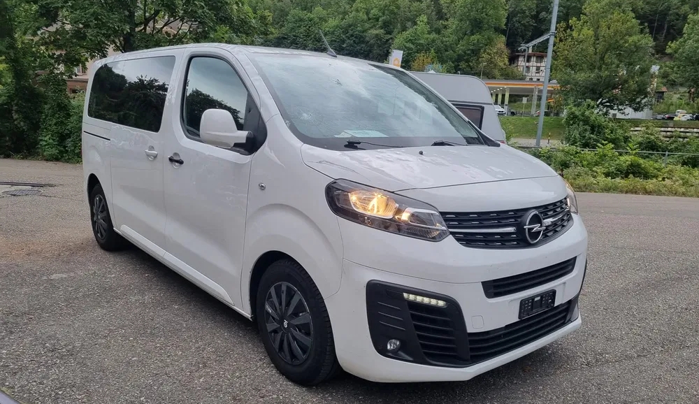 Opel Vivaro 9-osobowy