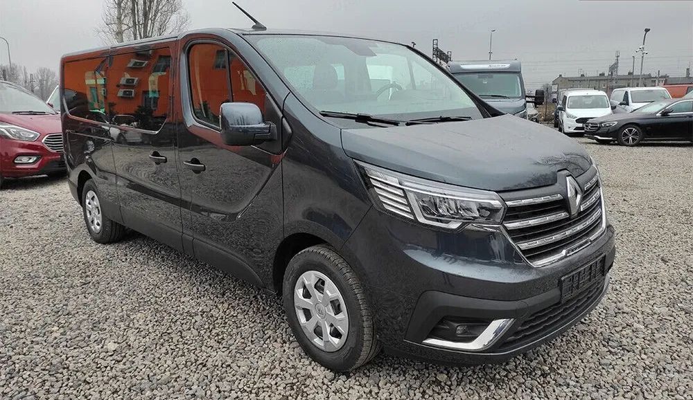 Renault Trafic 9-osobowy